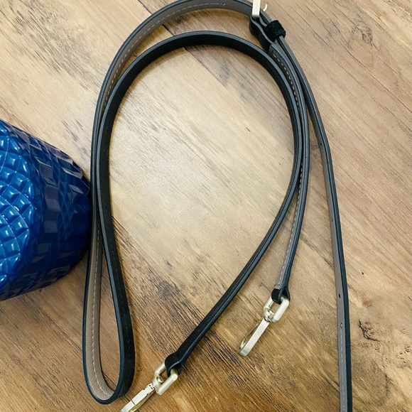 Calvin Klein bag belt - Picture 2 of 3